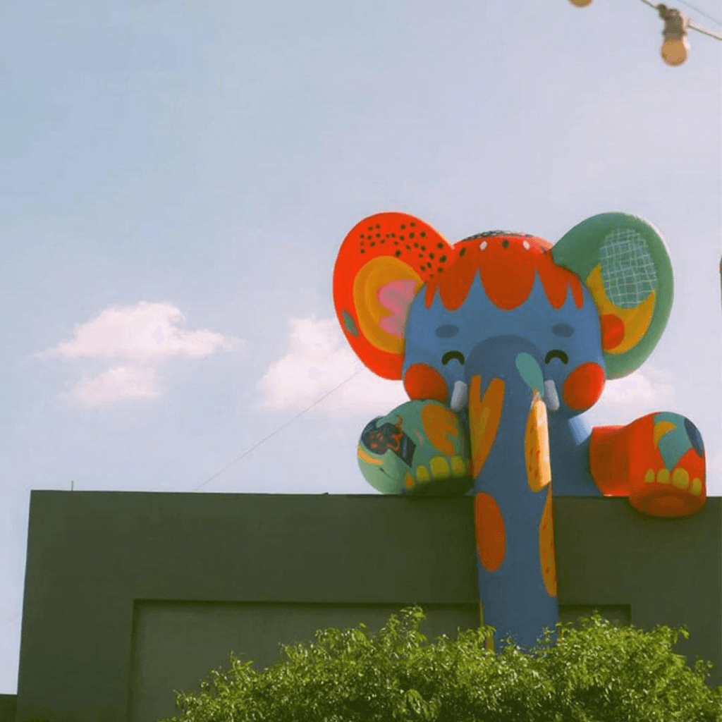 LED Glowing Giant Inflatable Elephant for Events and Promotions